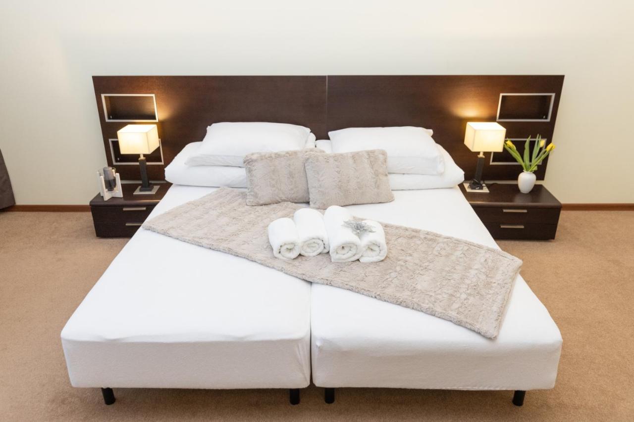 Hotel Tor Kielce Cminsk 外观 照片
