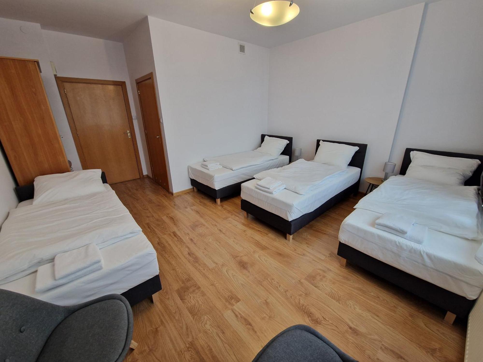 Hotel Tor Kielce Cminsk 外观 照片